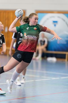 Bild 228 - wBJ HSG Kremperheide/Muensterdorf - HSG Joerl-Doppeleiche Vioel : Ergebnis: 34:23